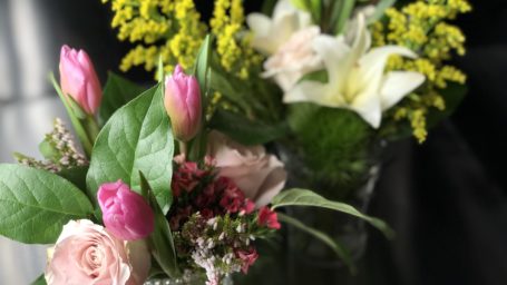 Close up of a bouquet of flowers