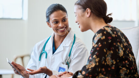 a patient talking to doctor